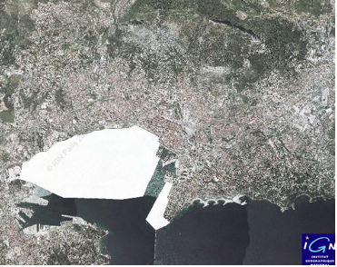 Le port de Toulon vu par Géoportail